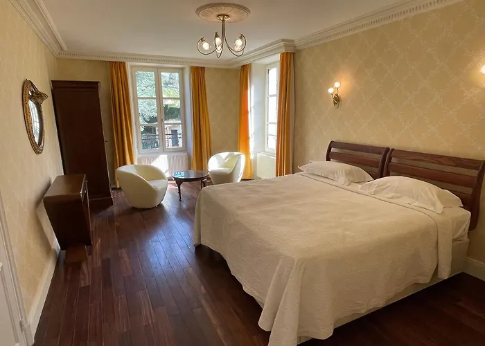 The Parc Place Sarlat-la-Caneda