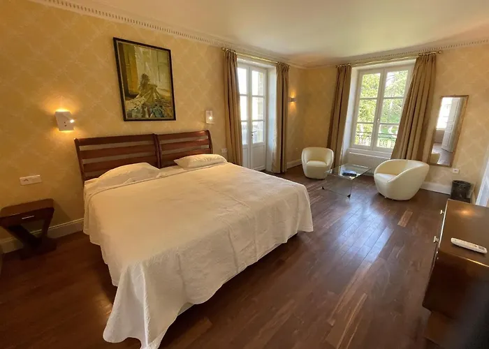 The Parc Place Couette-café 4*